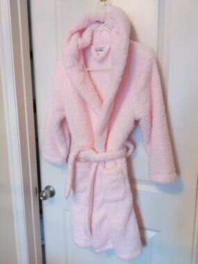 Pottery Barn Kids Pink Solid Sherpa Robe 8-10 Monogram removed